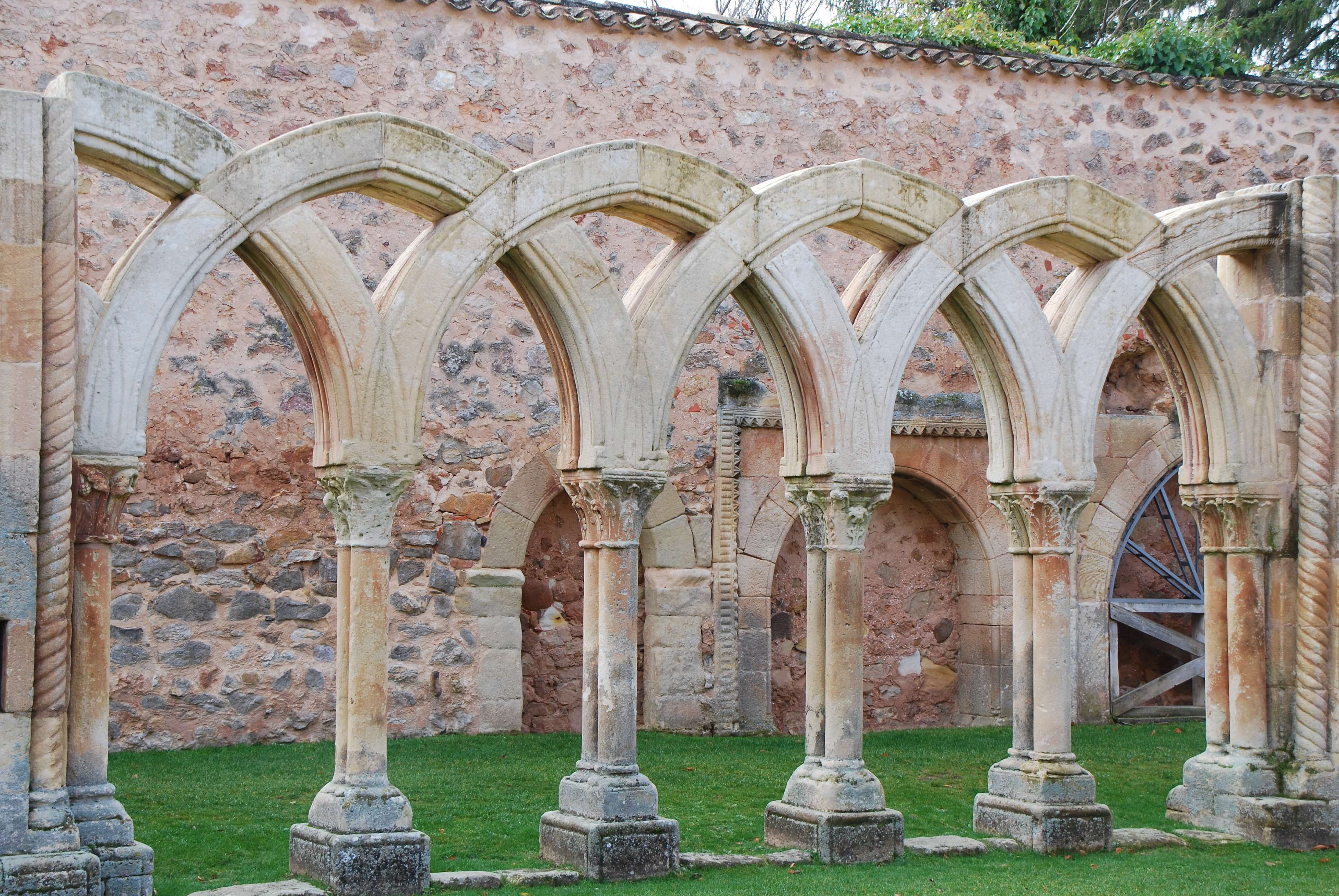 Monasterio de San Juan de Duero. Un enigma - Blogs of Spain - Monasterio de San Juan de Duero (10)